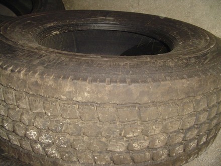 Гуми за камиони  гуми за камион 385 65 22,5 